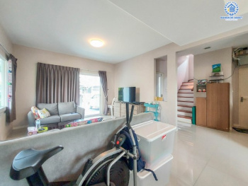 *****บ้านเดี่ยวมือสองย่านกรุงเทพฯ ม.มัณฑนา กัลปพฤกษ์-วงแหวน คุณภาพระดับ L&H เนื้อที่กว้างขวางถึง 53.6 ตร.ว. ฟังก์ชัน 3 ห้องนอน 3 ห้องน้ำ 2 ที่จอดรถ บนทำเลเดินทางสะดวก ติดถ.กาญจนาภิเษก ใกล้รถไฟฟ้าสายสีน้ำเงิน "สถานีหลักสอง" และทางด่วน "ศรีรัช" จองเลย!